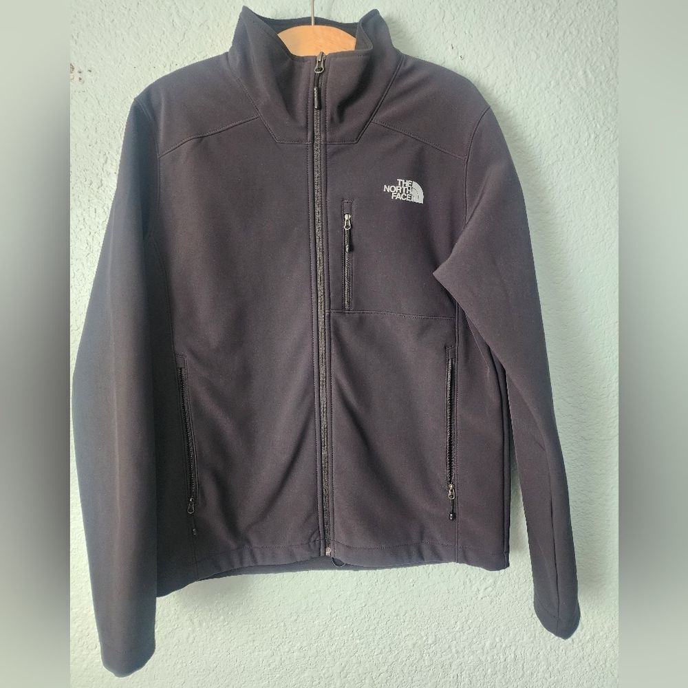 The North Face Men's Dark Black Performance Jacket